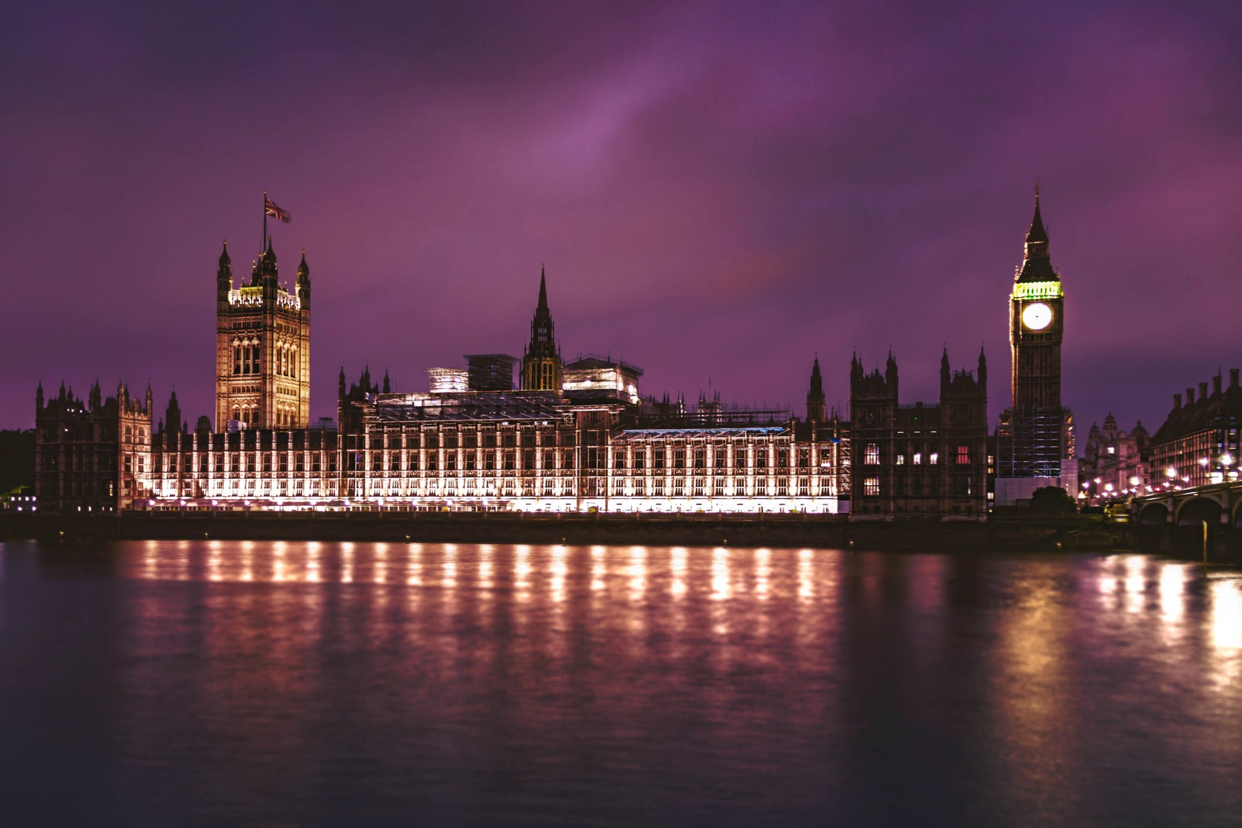 UK Government extends insolvency measures and the temporary ban on business evictions to 31 March 2021