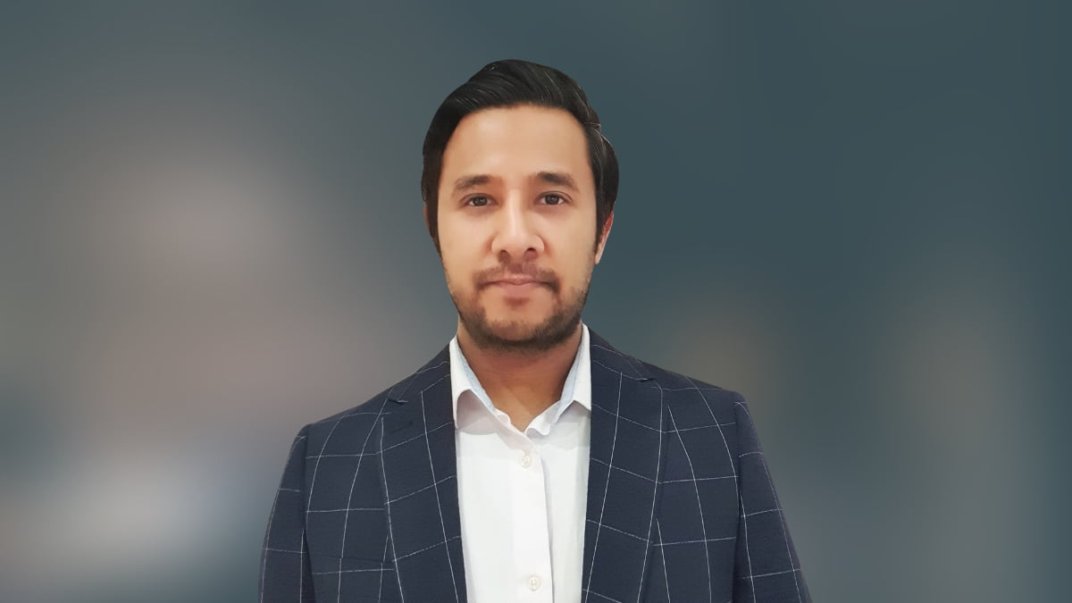 Welcome to Setfords, Bhavneet Joshi! Bhavneet specialises in Real Estate.