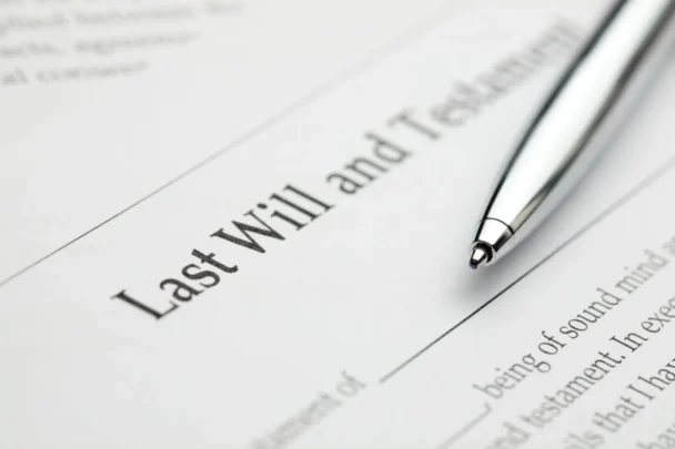 8 Reasons to Update Your Will 